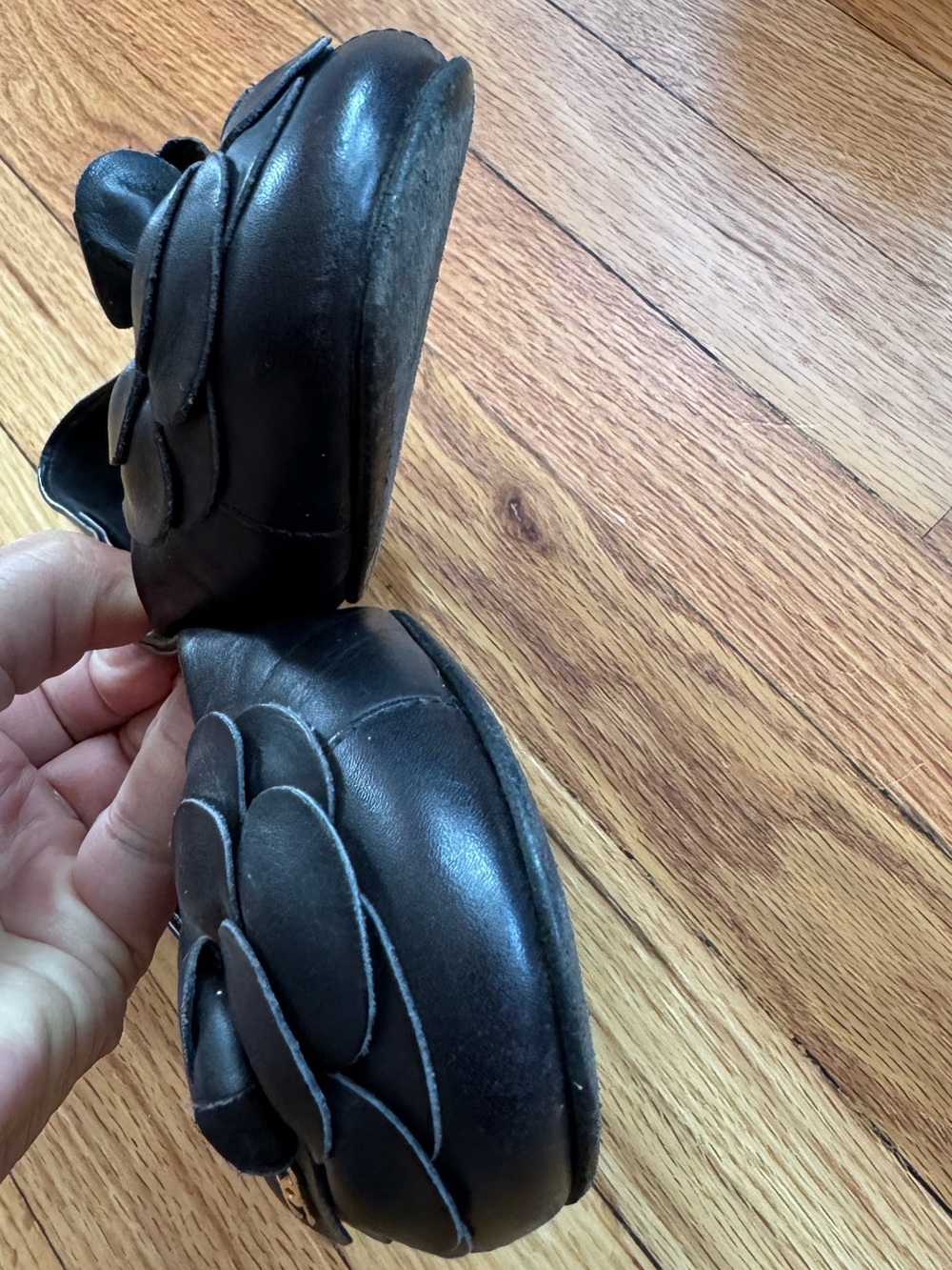 CHANEL Cambon Camellia Black Lambskin Flower Logo Ballet Flats 39.5 9 9.5 - Picture 6 of 8